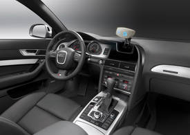 Aida, tout sourire, sur son tableau de bord. © Massachusetts Institute of Technology