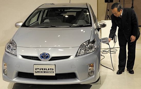 voiture Hybride de Toyota testée à strasbourg