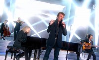 Johnny Hallyday à l'émission champs Elysees