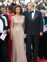 Sophia Loren et son fils sur le tapis rouge du 67e Festival de Cannes le 20 mai 2014