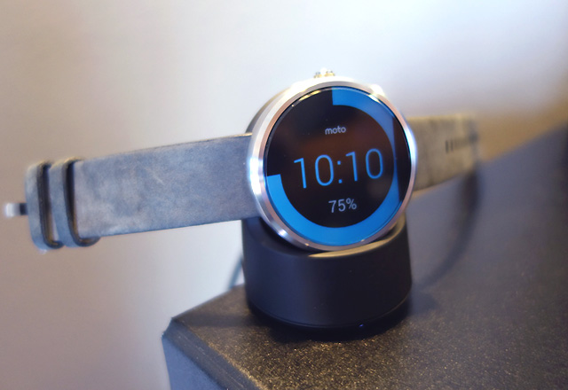 la montre connectee Motorola moto360